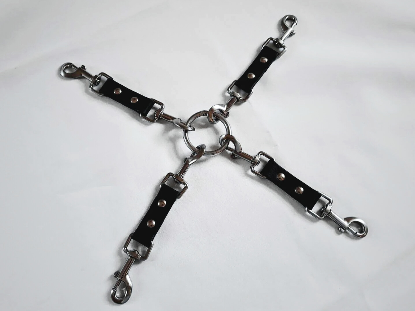 Multi-Functional Leather Hog-Tie